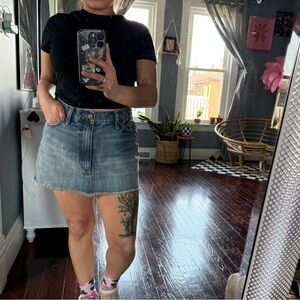 Mid rise denim skirt